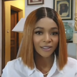 perruque châtain lisse